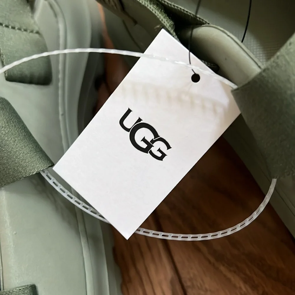 UGG Men’s Stratus Sandal Shaded Clover